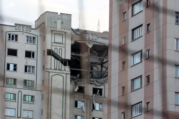 خسارت۳تا ۴همتی جنگ به منازل مسکونی 