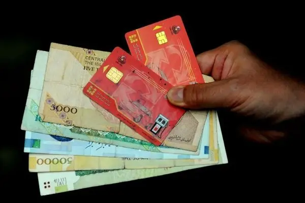 بازی دو سر برد دولت/دریافت همزمان سود عوارض واردات خودرو و قیمت بنزین