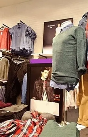 بازار پوشاک در انحصار کالاهای قاچاق و استوک