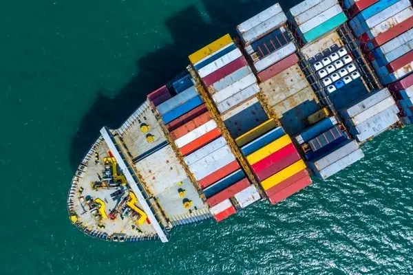 عبور رقم تجارت خارجی از ۷۶میلیارد دلار