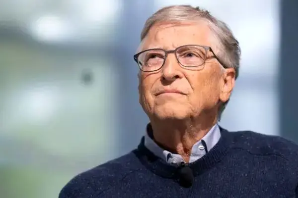 ثروت بیل گیتس در کجا انباشته شده است؟