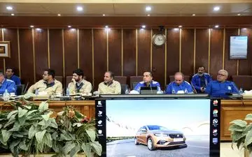 مدیرعامل گروه مپنا از کارخانجات ایران‌خودرو بازدید کرد / همکاری دو شرکت در راستای تولید خودرو برقی