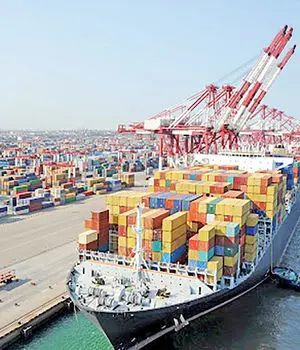 بیش از ۸۰درصد تجارت خارجی در اختیار مدیران دولتی