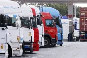 تعیین تکلیف کامیون‌ها و کشنده‌های وارداتی+ جزییات