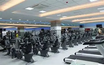 لاکچری‌بازی در باشگاه‌های ورزشی/مخاطب شهریه‌های ۳۰تا۴۰میلیونی کیست؟