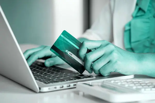 ادامه انسداد حساب بانکی طلافروشان