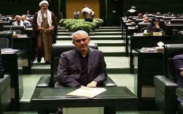 جوان دهه شصتی به وزارت اقتصاد رفت