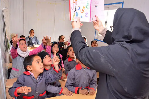 تصمیم کمیسیون تلفیق مجلس برای فرهنگیان بازنشسته