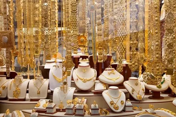 سرمایه‌گذاری روی طلا بهتر است یا سکه؟ 