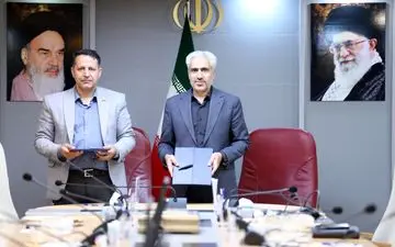 امضای تفاهم‌نامه همکاری گروه صنعتی بارز و ستاد ویژه توسعه فناوری نانو