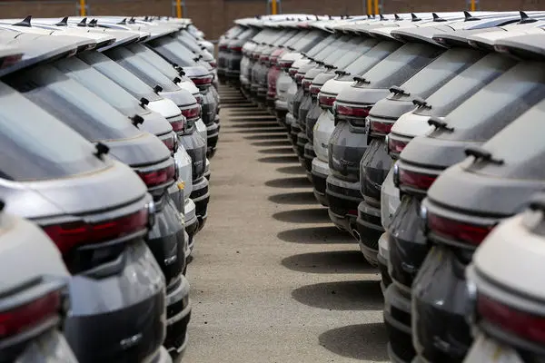 واردات اهرمی برای الزام خودروسازان به تولید خودروی باکیفیت است