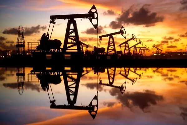 قیمت نفت زیر سایه تصمیم اوپک پلاس برای کاهش تولید