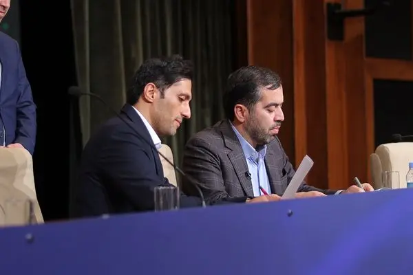 قرارداد همکاری مگفا و مبین نت در حوزه هوشمندسازی صنایع