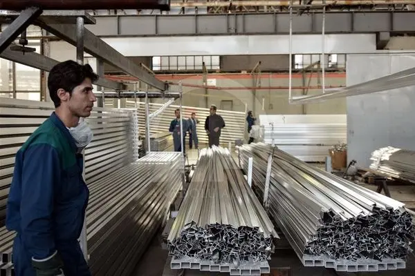 شکست ۴۰درصد دانش‌آموختگان در بازار کار