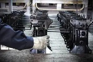 وام ۴۰ همتی قطعه‌سازان پشت چراغ قرمز بانک‌ها