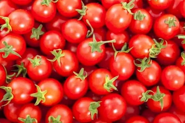 نوسان شدید قیمت گوجه‌فرنگی/بازار میوه دلاری شد