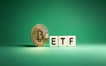 یافته های نظرسنجی درباره احتمال تایید ETF بیت‌کوین