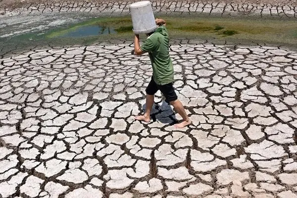 رنج مضاعف زنان از تغییرات آب‌و هوایی/ گرمایش زمین درآمد زنان را ۸درصد بیشتر از مردان نابود می‌کند