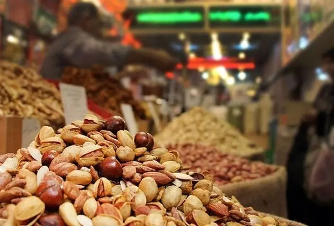 حذف آجیل از سبد خانوار/بازار سرد یلدای تورمی